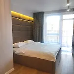 New Point In The Centre Apartment