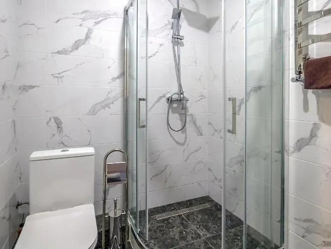 New Point In The Centre * リヴィウ