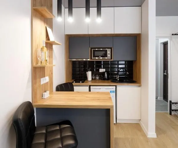 New Point In The Centre *