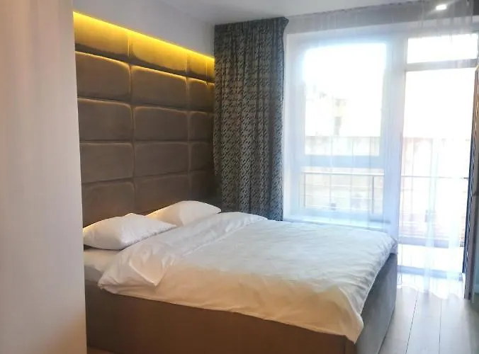 New Point In The Centre شقة