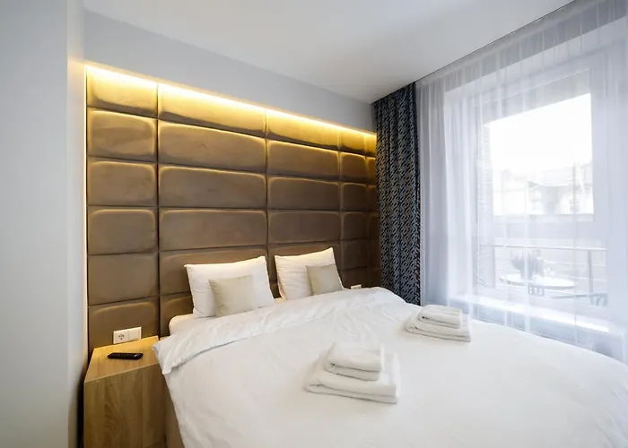 New Point In The Centre * إلفيف